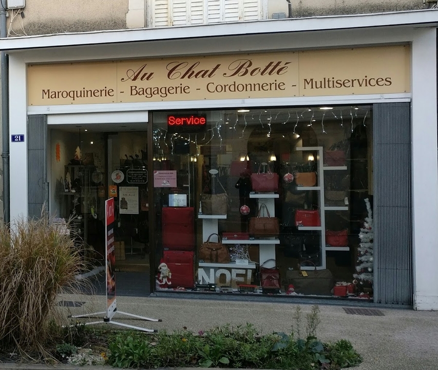 Au Chat Botte, 21 Rue du Marché, 86300 Chauvigny