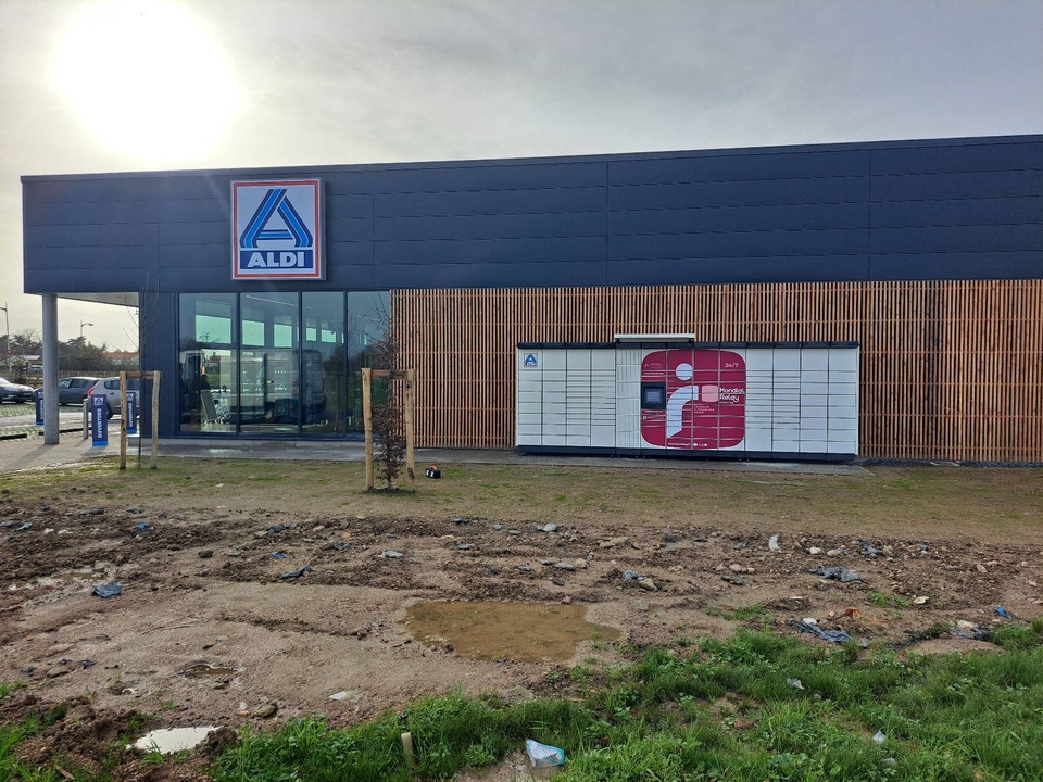 Locker 24/7 Aldi Getigne, 1 Allée Gestina, 44190 Gétigné
