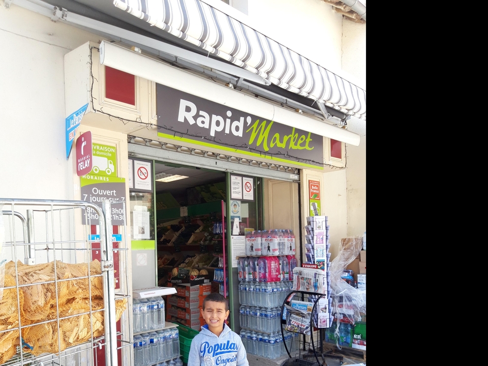 Rapid Market, 21 Rue du Vieux Pont, 77880 Grez-sur-Loing