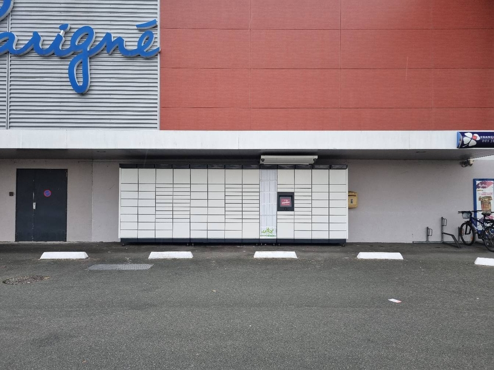 Locker 24/7 Super U Parigne L', Chemin du Pissot, 72250 Parigné-l'Évêque