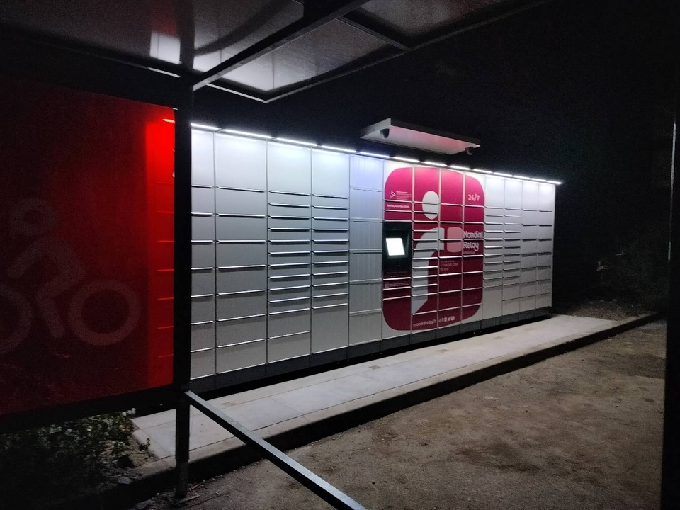 Locker 24/7 Carrefour Market De Gaulle 73200 Albertville, 89 89 Avenue Général de Gaulle, 73200 Albertville