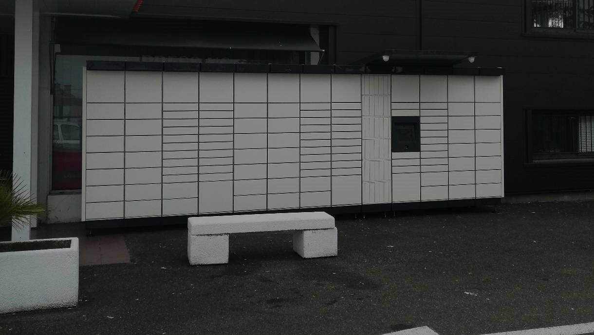 Locker 24/7 Intermarche Mont d, 410 Avenue du Président John Kennedy, 40000 Mont-de-Marsan