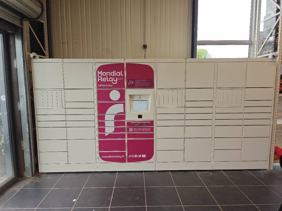 Locker Mr Bricolage 76520 Franqueville-Saint-Pierre, 757 757 Rue Pierre Corneille, 76520 Franqueville-Saint-Pierre