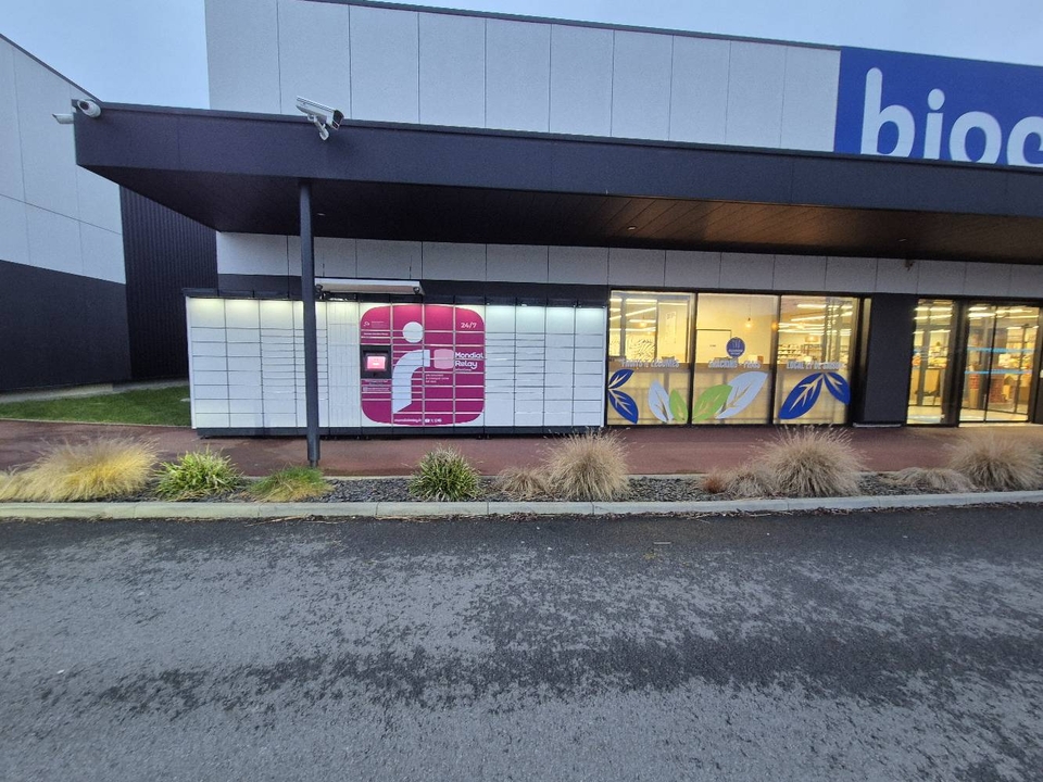 Locker 24/7 Biocoop 53200 Château-Gontier-sur-Mayenne, 8 8 Route de Sablé, 53200 Château-Gontier-sur-Mayenne