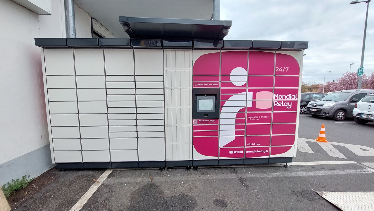 Locker 24/7 Lidl 63110 Beaumont, 1 1 Place du Parc, 63110 Beaumont
