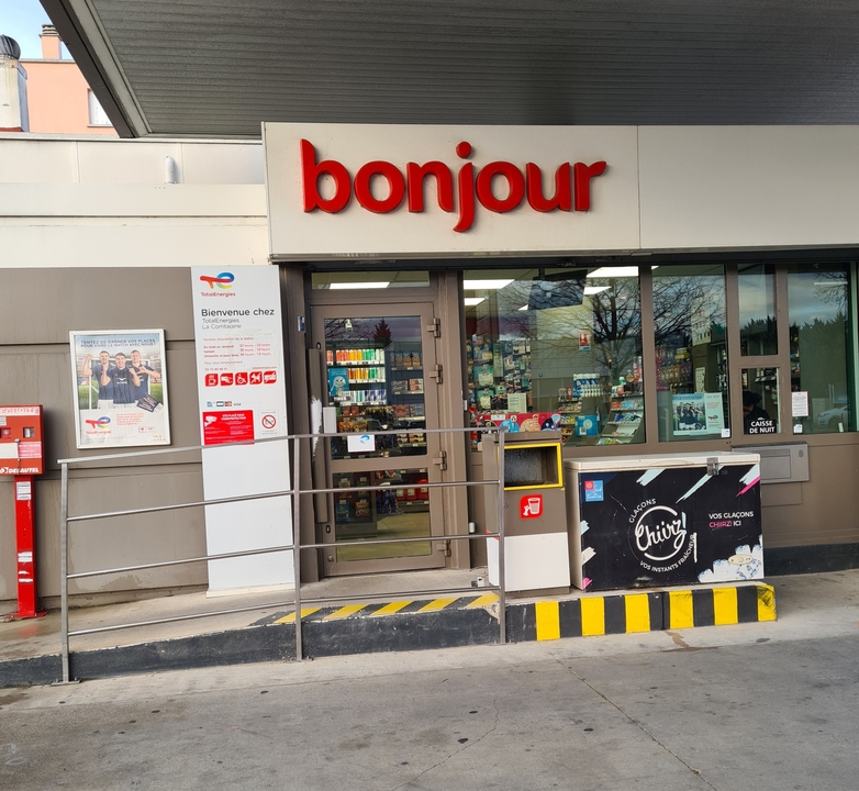 Totalenergies Relais la Comtadine, 1023 Avenue Maréchal de Lattre de Tassigny, 84100 Orange