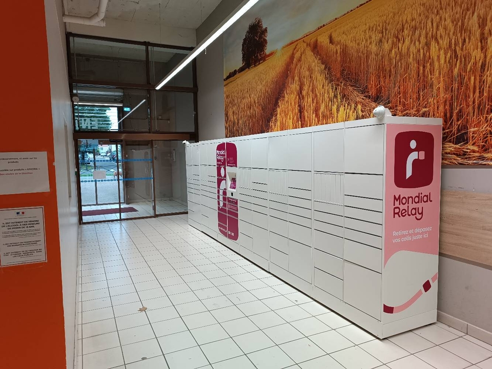 Locker Lognes Discount 77185 Lognes, 85 85 Cours des Petites Écuries, 77185 Lognes