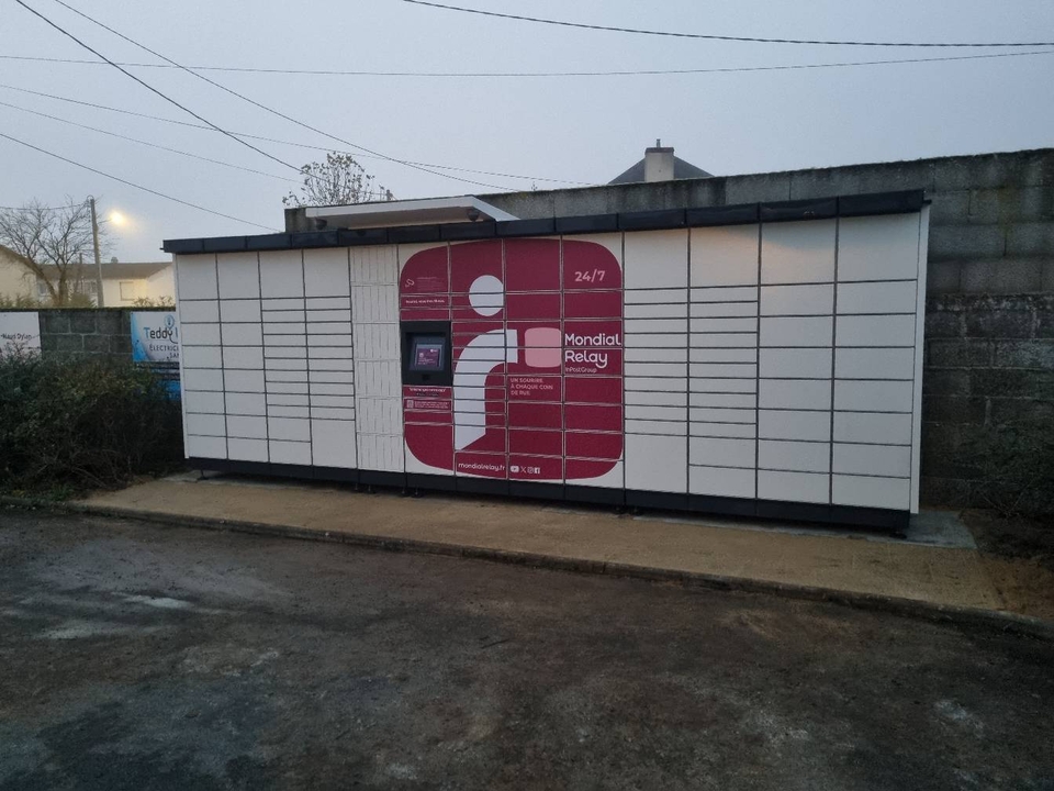 Locker 24/7 Carrefour 79150 Argentonnay, 26 2 Avenue du Général de Gaulle, 79150 Argentonnay