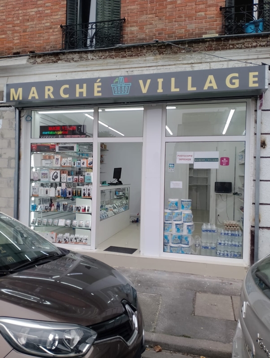 Marche Village, 33 Rue Louis Castel, 92230 Gennevilliers