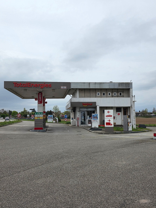 Station Total les 3 Arbres, Route de Strasbourg, 67640 Fegersheim