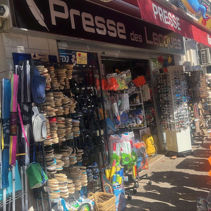 La Presse des Lecques - Saint Cyr sur Mer, 32 Avenue du Port, 83270 Saint-Cyr-sur-Mer