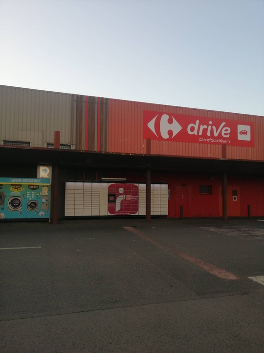 Locker 24/7 Carrefour Market 22100 Quévert, 70 70 Rue de Cassepot, 22100 Quévert