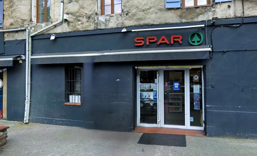 Locker Spar 66400 Ceret, 8bis Place du Pont, 66400 Céret