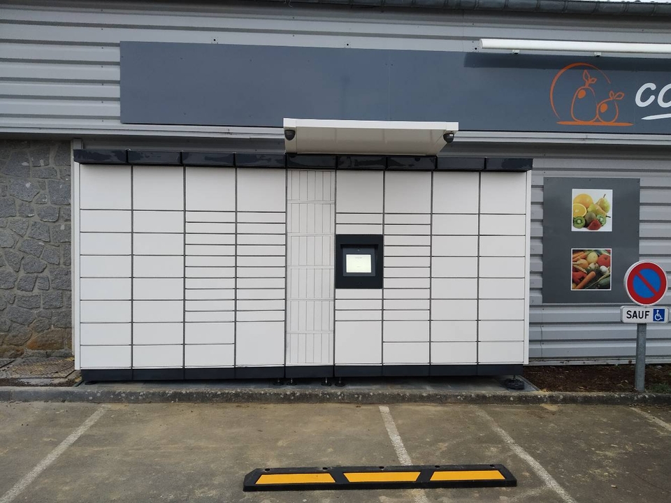 Locker 24/7 Coccimarket Vire-Normandie, 5 rue de la Mairie, 14500 Saint Germain de Tallevende