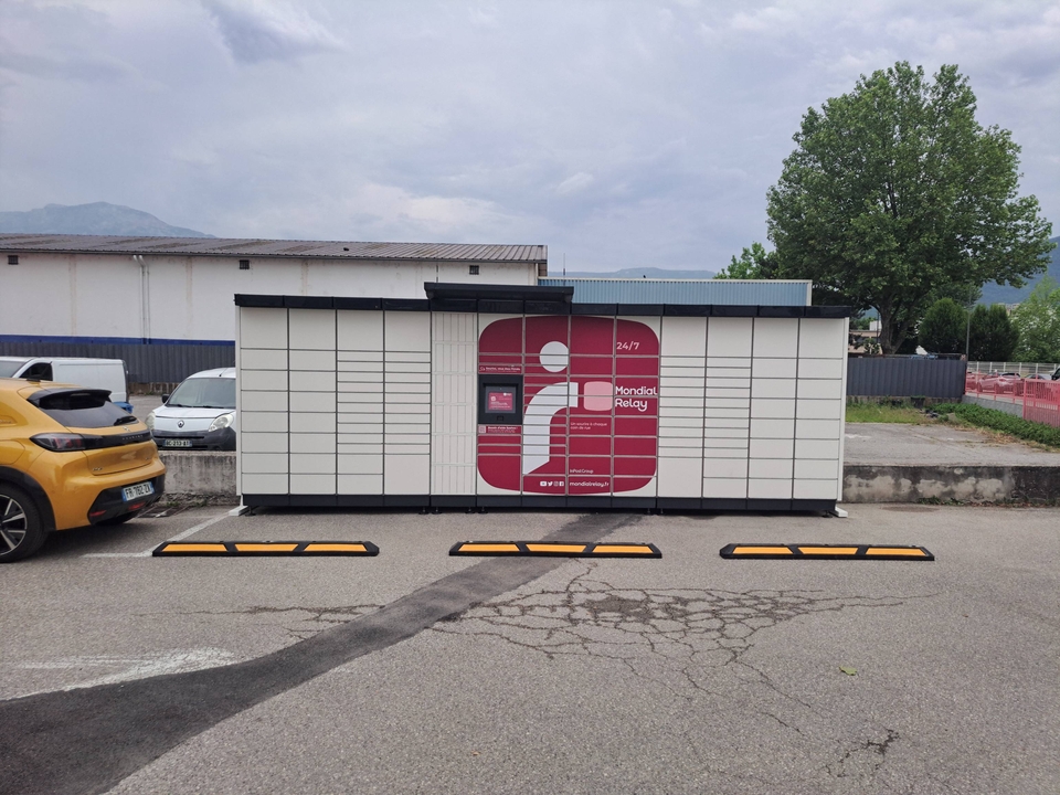 Locker 24/7 Carrefour Market Saint-Martin-d'Hères, 135 135 Avenue Gabriel Péri, 38400 Saint-Martin-d'Hères