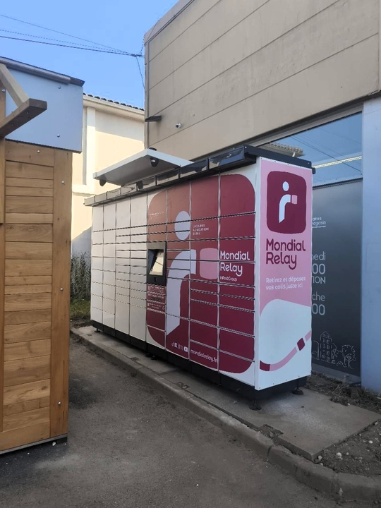 Locker 24/7 Coccinelle SuperMarché, 640 640 Rue de la Maladrie, 16110 Rivières