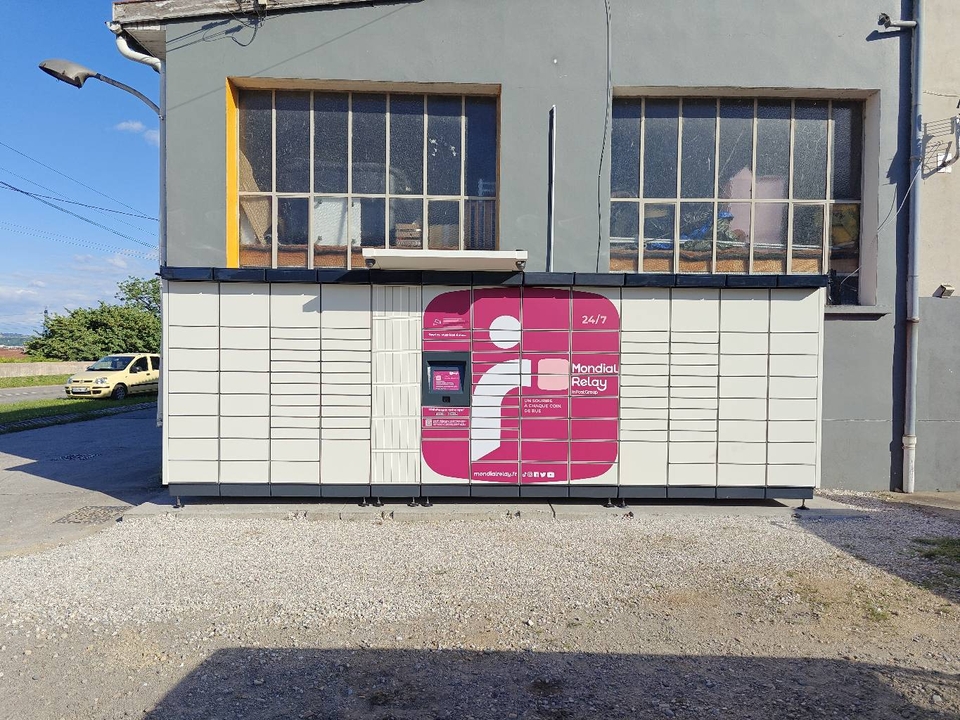 Locker 24/7 Garage Lgc Auto St Pierre de bœuf, 72 72 Grande Rue, 42520 Saint-Pierre-de-Bœuf