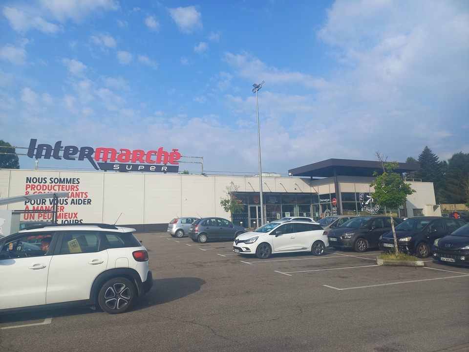 Intermarche, 74 route de Jalerieu, 38630 Les Avenières