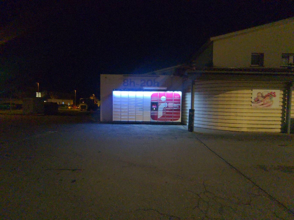 Locker 24/7 Carrefour Contact Targon, 10 Lotissement le Val de Thuir, 33760 Targon