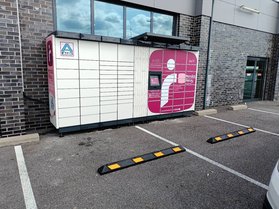 Locker 24/7 Aldi 59129 Avesnes-les-Aubert, 5001F Route nationale, 59129 Avesnes-les-Aubert