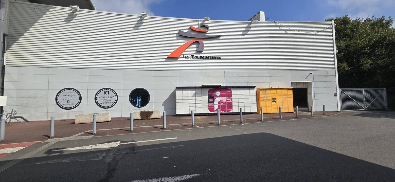 Locker 24/7 Intermarche 22400 Lamballe-Armor, 25 25 Avenue Georges Clemenceau, 22400 Lamballe-Armor
