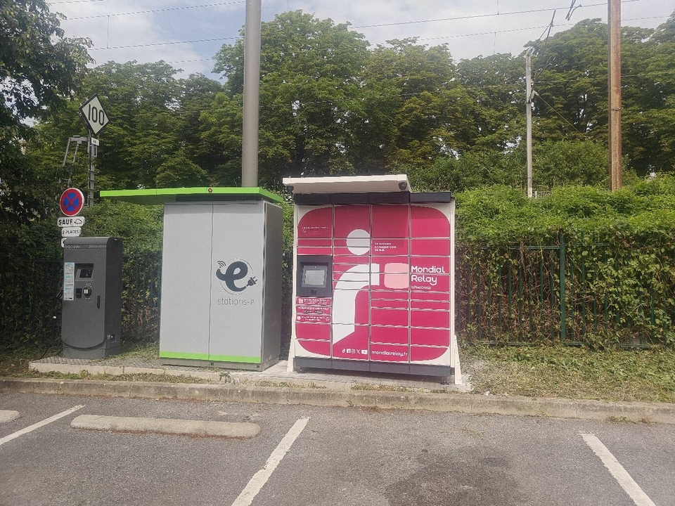 Locker 24/7 Stations-e Cours Arquebuse, 18 18 Cours de l'Arquebuse, 77100 Meaux