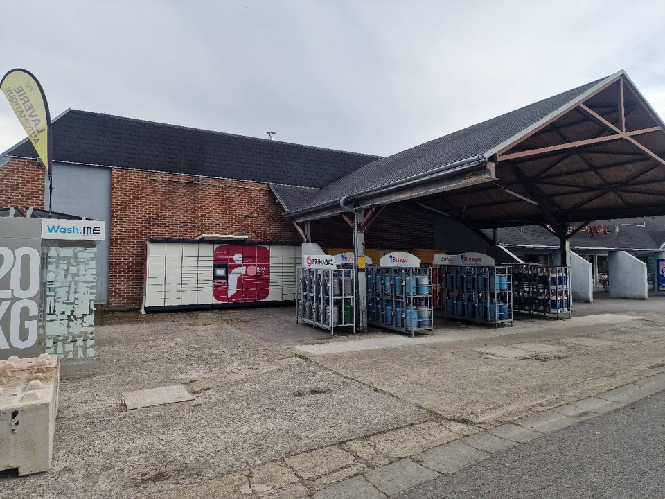 Locker 24/7 Carrefour Market, 8 8 Place Sohier, 02140 Vervins