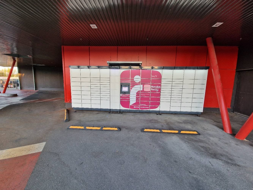 Locker 24/7 Intermarche LORIOL, Allée des Crozes, 26270 Loriol-sur-Drôme