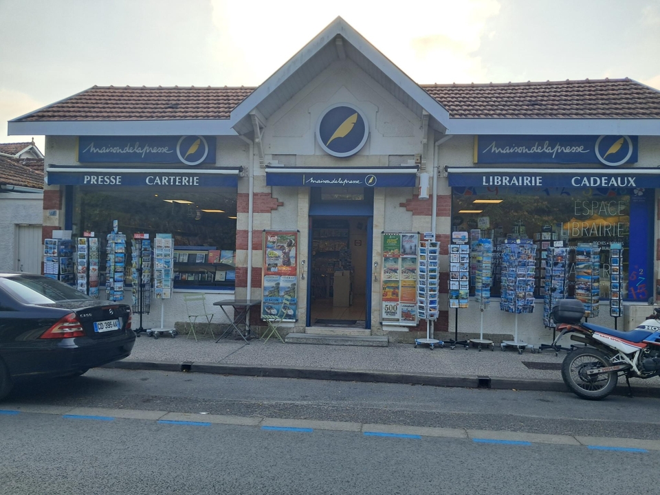 Maison de la Presse Ares, 7 Avenue de la plage, 33740 Ares