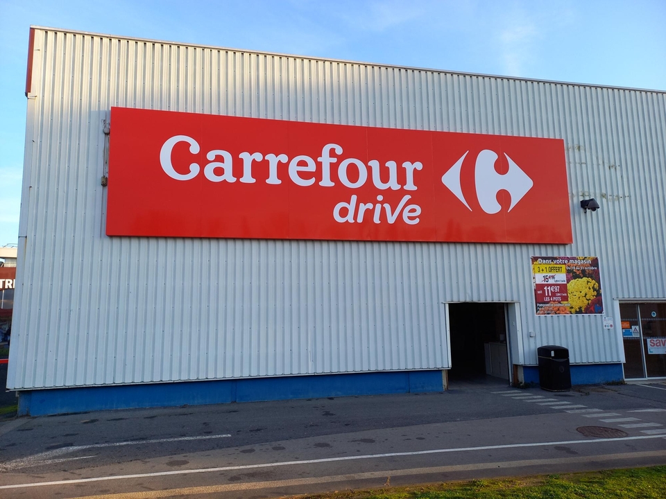 Carrefour Cambrai-Proville, 2 Avenue Georges Nuttin, 59400 Cambrai