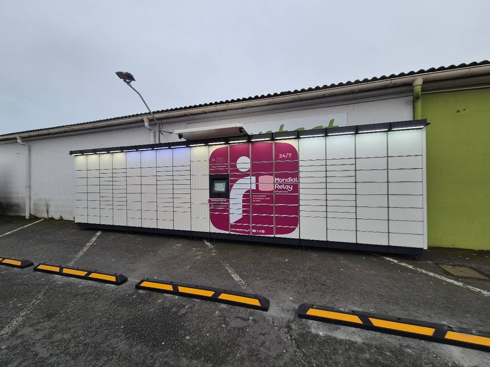 Locker 24/7 Carrefour Pont de Moine Sevremoine, Le Pont de Moine, 49230 Sèvremoine