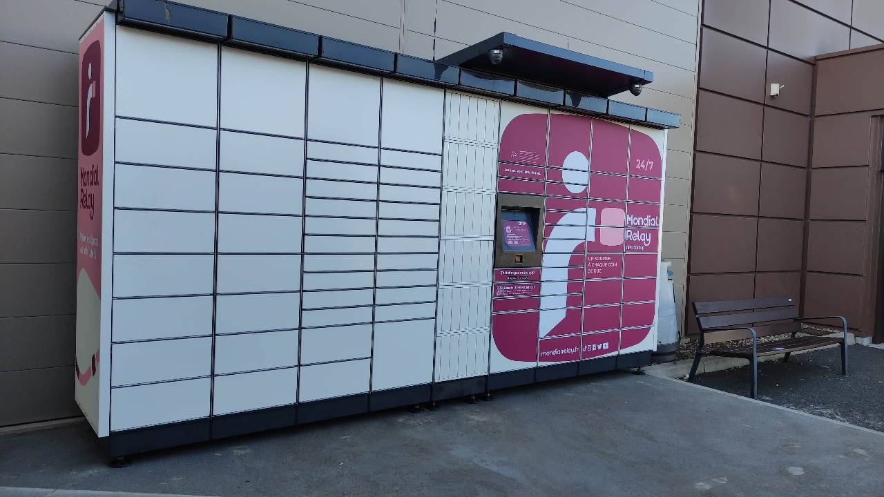 Locker 24/7 Intermarche Donzy, 1 1 Rue Guy de Jean, 58220 Donzy