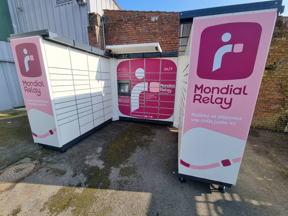 Locker 24/7 Carrefour Contact Résistants 59148 Flines-lez-Raches, 15 15 Rue des Résistants, 59148 Flines-lez-Raches