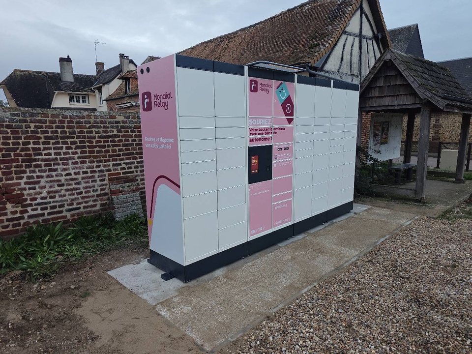 Locker 24/7 Salle Des Fêtes Place Levasseur, Null Null, 27400 Surtauville