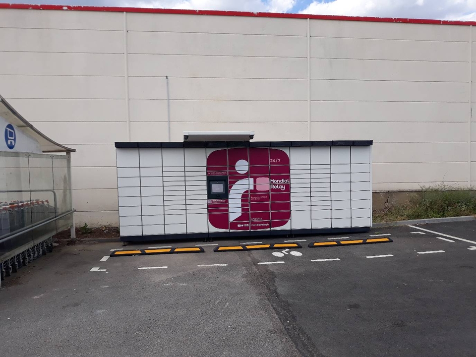 Locker Super U Buxerolles, 10 10 Rue de la Charletterie, 86180 Buxerolles