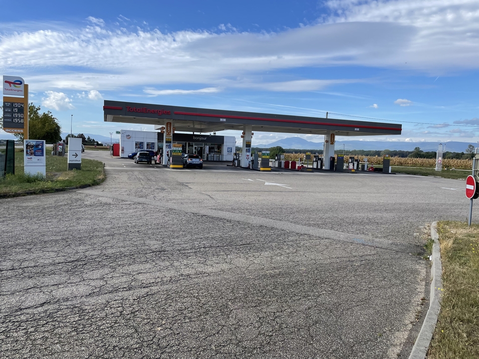 Total Energies Huttenheim, Route de Lyon, 67230 Huttenheim