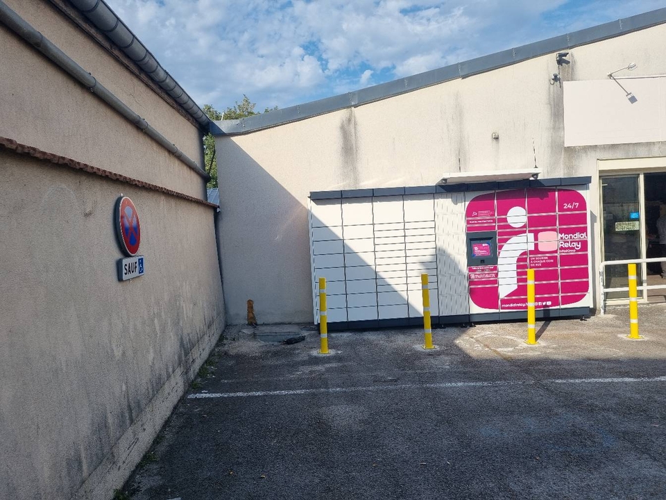 Locker 24/7 SPJ Supermarché 10260 Saint-Parres-lès-Vaudes, 8 8 Rue François Mothre, 10260 Saint-Parres-lès-Vaudes