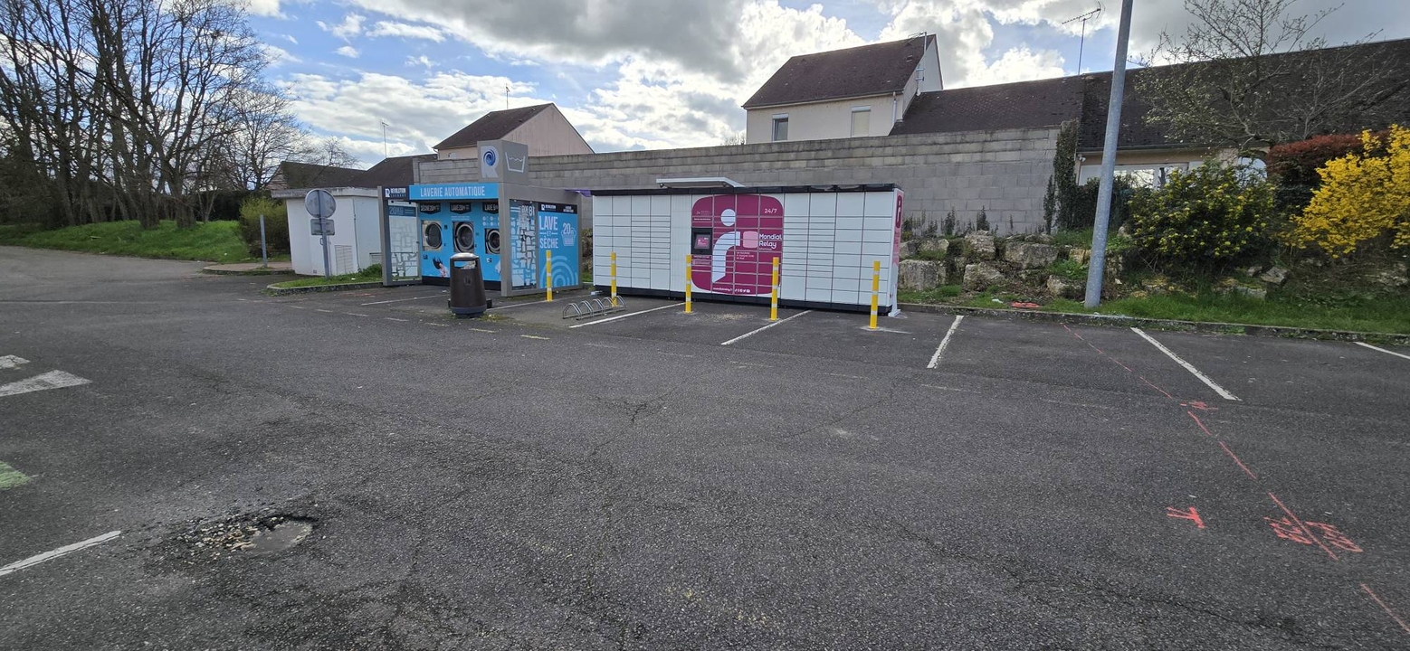 Locker 24/7 Carrefour Briare, 42 Rue Olivier de Serres, 45250 Briare