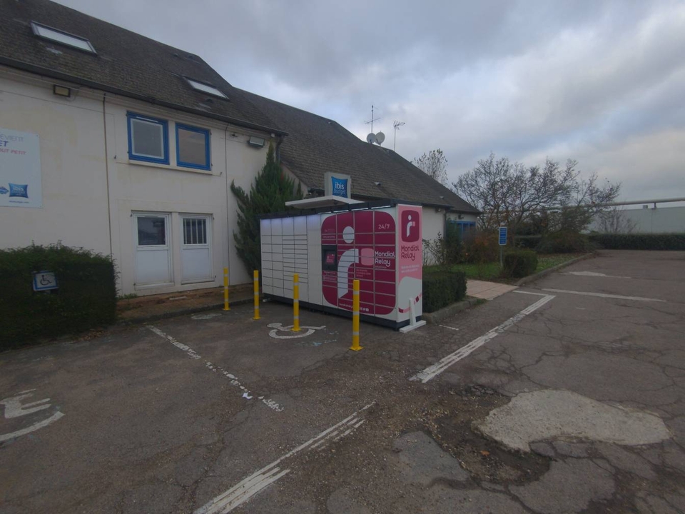 Locker 24/7 Ibis Budget 78240 Chambourcy, 2 Rn 13, 78240 Chambourcy