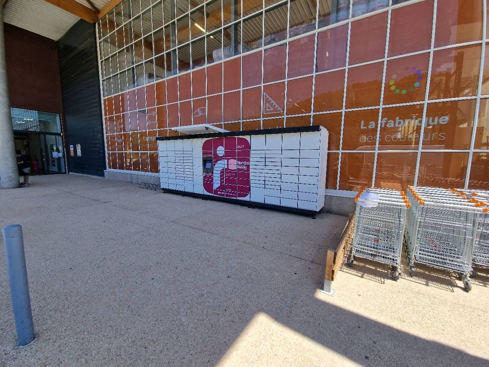 Locker Weldom Beaucaire, 80 110 Allée de la Narbonnaise, 30300 Beaucaire