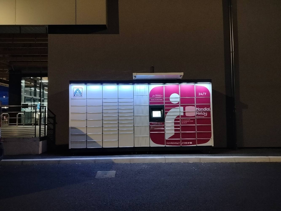 Locker 24/7 Aldi 63200 Menetrol, 8 Route de Riom, 63200 Ménétrol