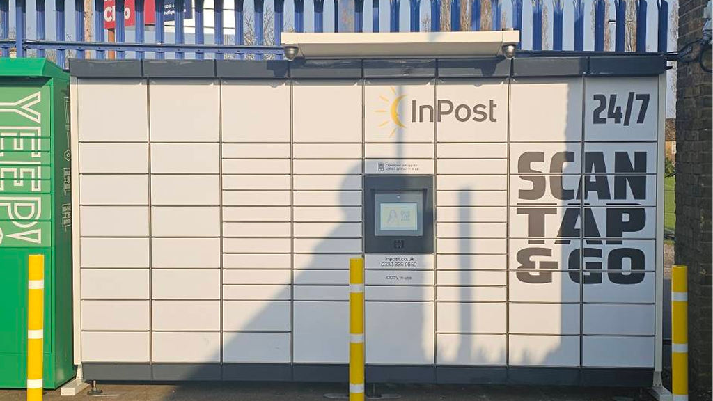 Foto del casillero de InPost: InPost UK00257040