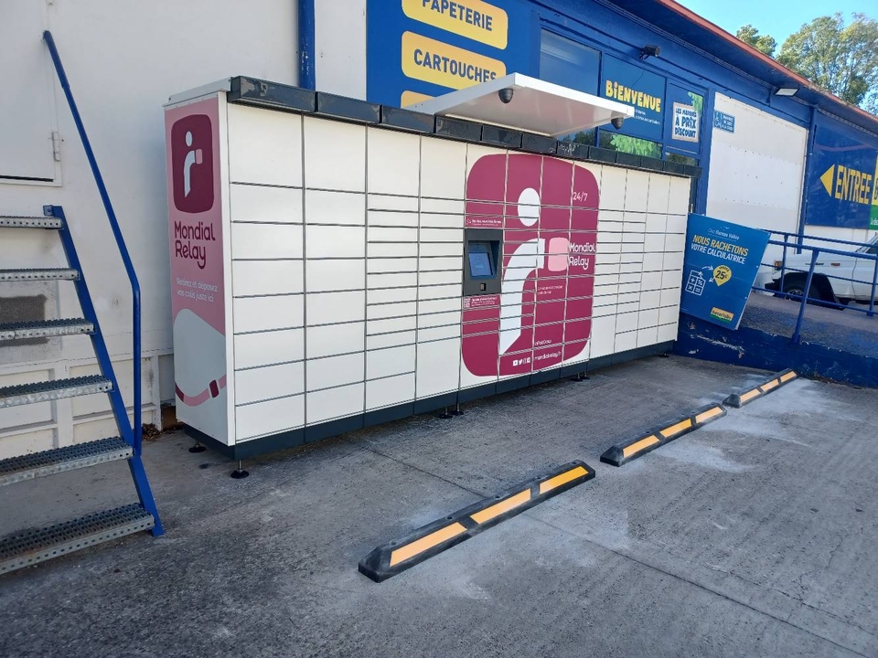 Locker 24/7 Bureau Vallee, 535 N6, 69760 Limonest