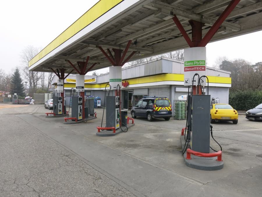 Station Eni, 330 Avenue Jean Rostand, 73290 La Motte-Servolex