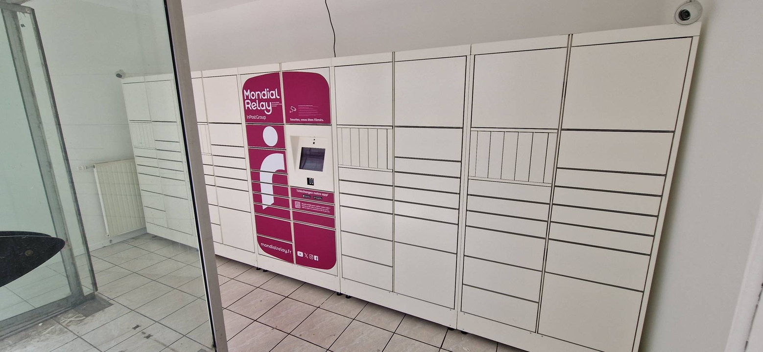 Locker 24/7 38 Bis Rue Nationale Cholet, 38 38 Bis Rue Nationale, 49300 Cholet