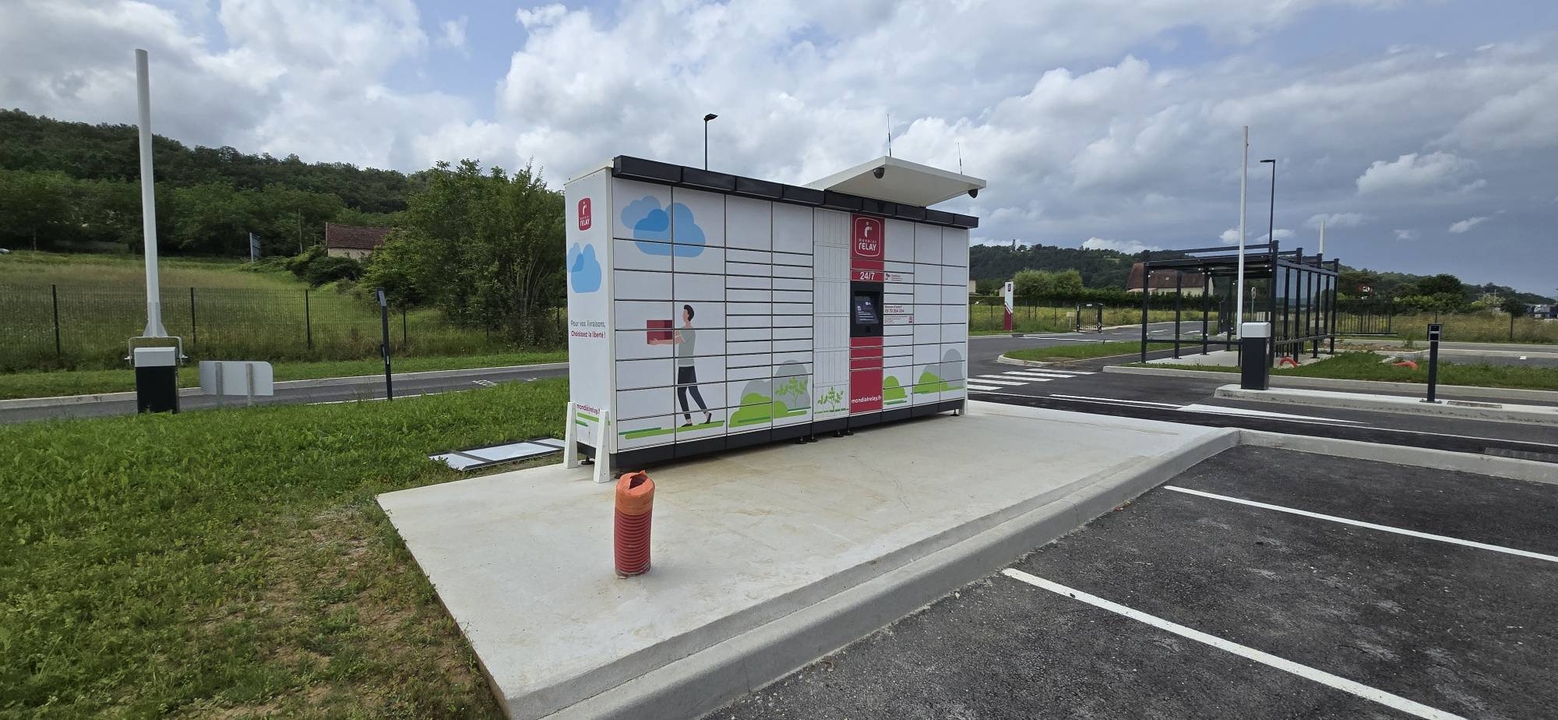 Locker 24/7 Agence Mondial Relay Terrasson Lavilledieu, 217 Rue Marcel Michelin, 24120 Terrasson-Lavilledieu