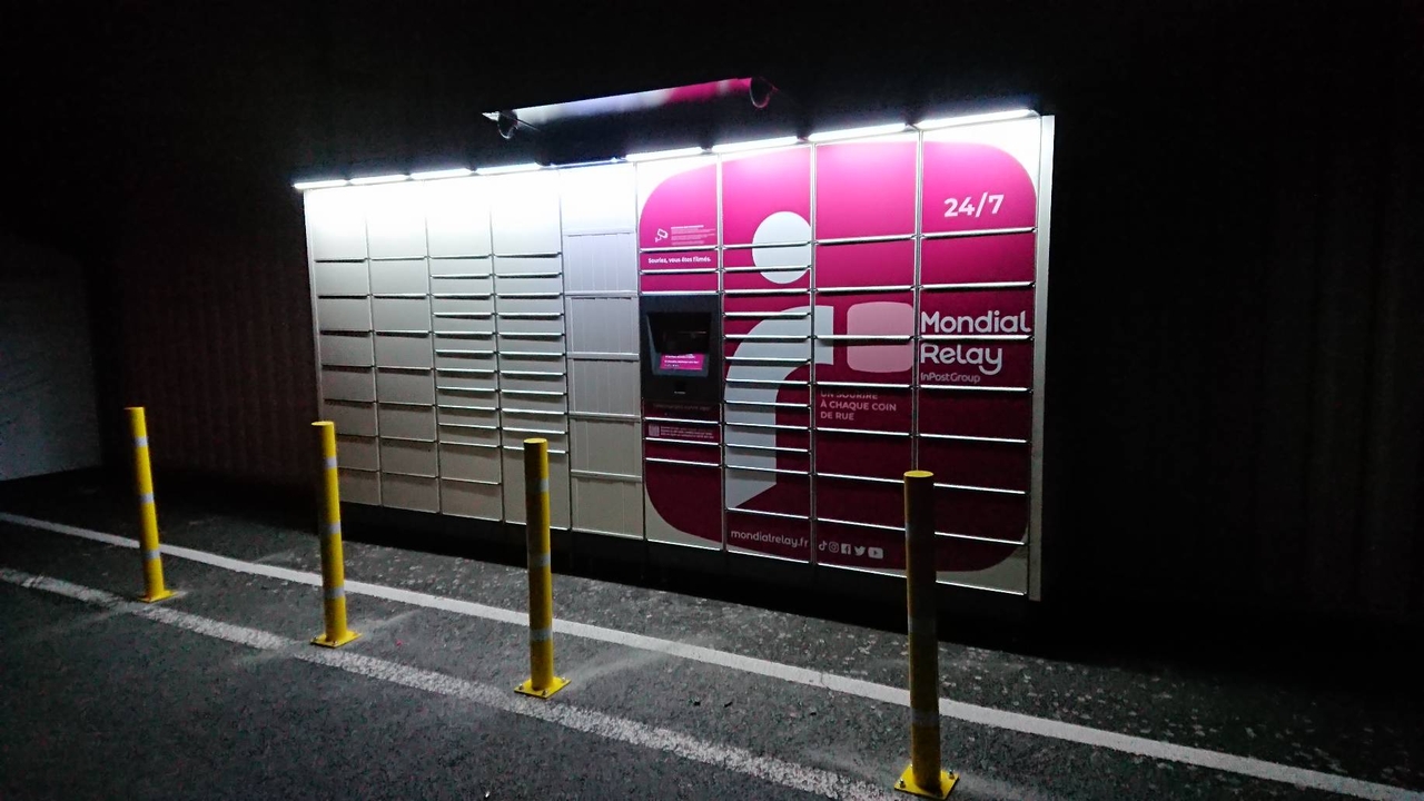 Locker 24/7 Intermarche Huriel, 54 54 Rue des Calaubys, 03380 Huriel