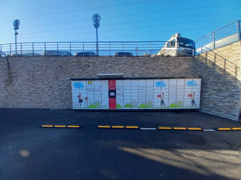 Locker 24/7 Lidl la Valentine, Avenue des Peintres Roux, 13012 Marseille