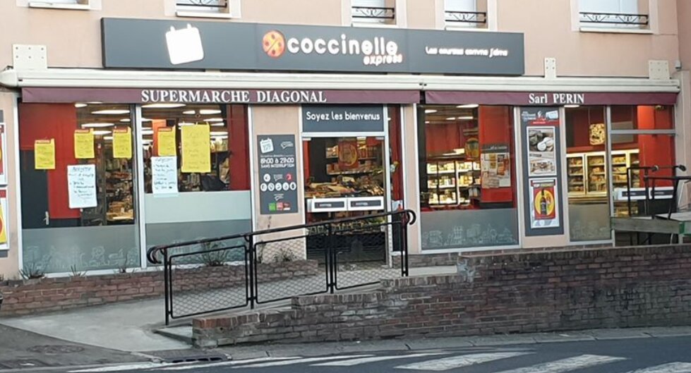 Coccinelle Express, 1 Place du Général de Gaulle, 51310 Esternay