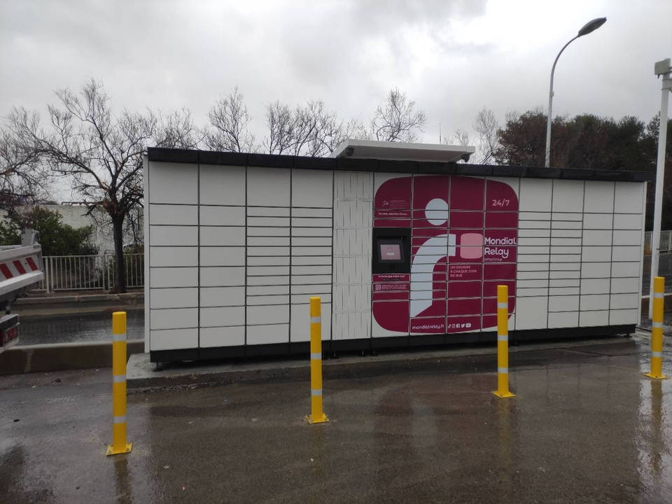 Locker 24/7 Avia Pointe Rouge Marseille, 1 2 Avenue d'Odessa, 13008 Marseille